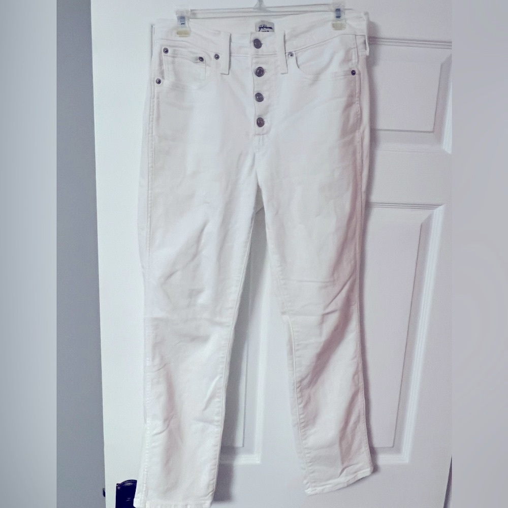 J Crew white vintage denim Straight leg 10” size 28. NWOT